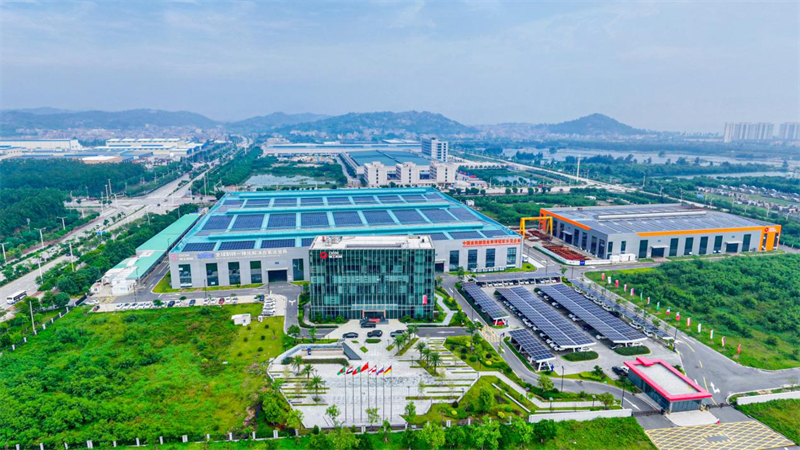 泉工股份 QT10 设备启运东南亚 开启合作新旅程
